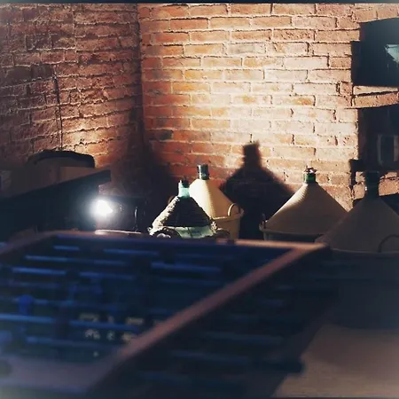 La Cantina Vecchia לינה וארוחת בוקר *